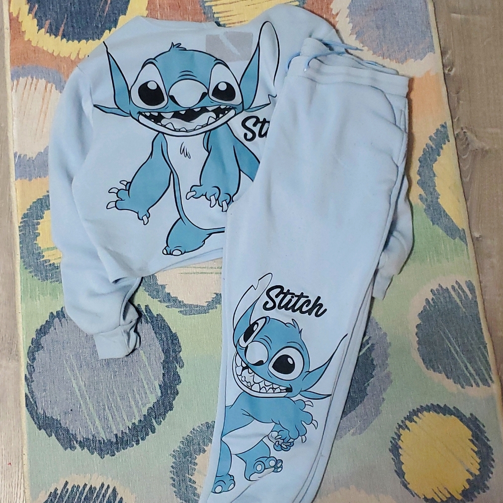 Stitch sweater and pants